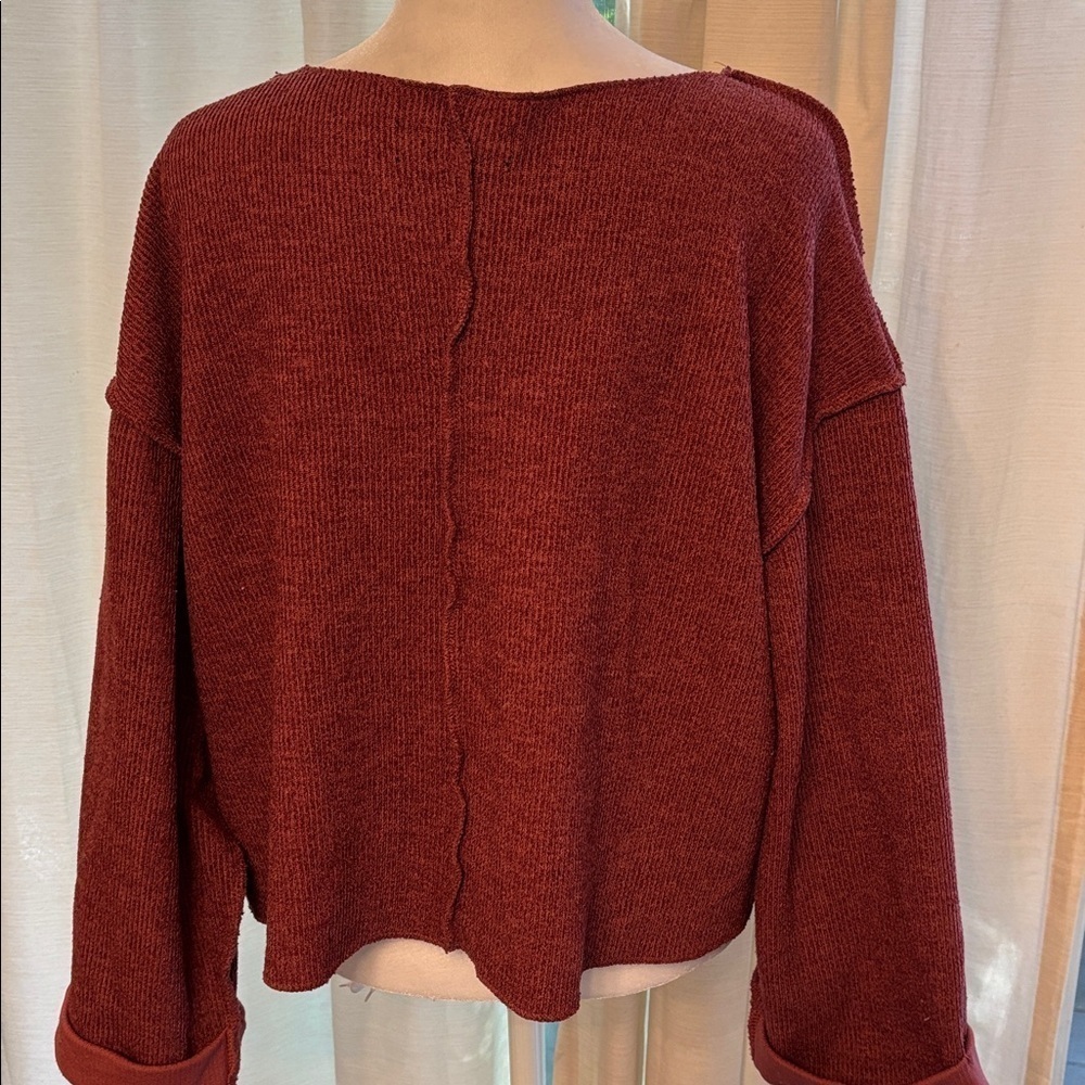 Urban Outfitters lounge sweater Oversized Sz S
V-Neck Long Sleeves - Picture 5 of 8